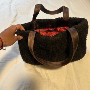 Harveys Brown Sherpa Tote with Brown Handles and Red Patterned Lining